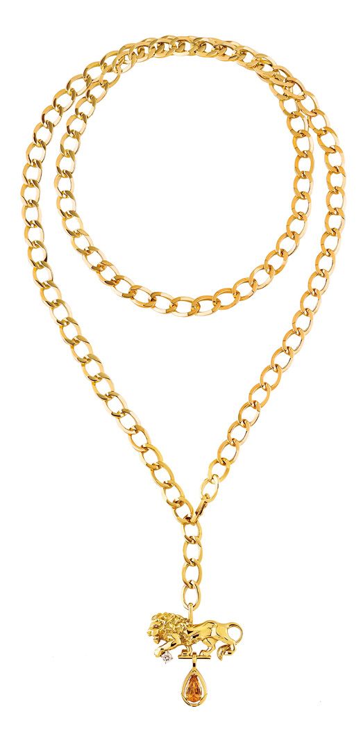 Audacious necklace in yellow gold set with an orange topaz and diamonds, from the L’Esprit du Lion collection, by Chanel