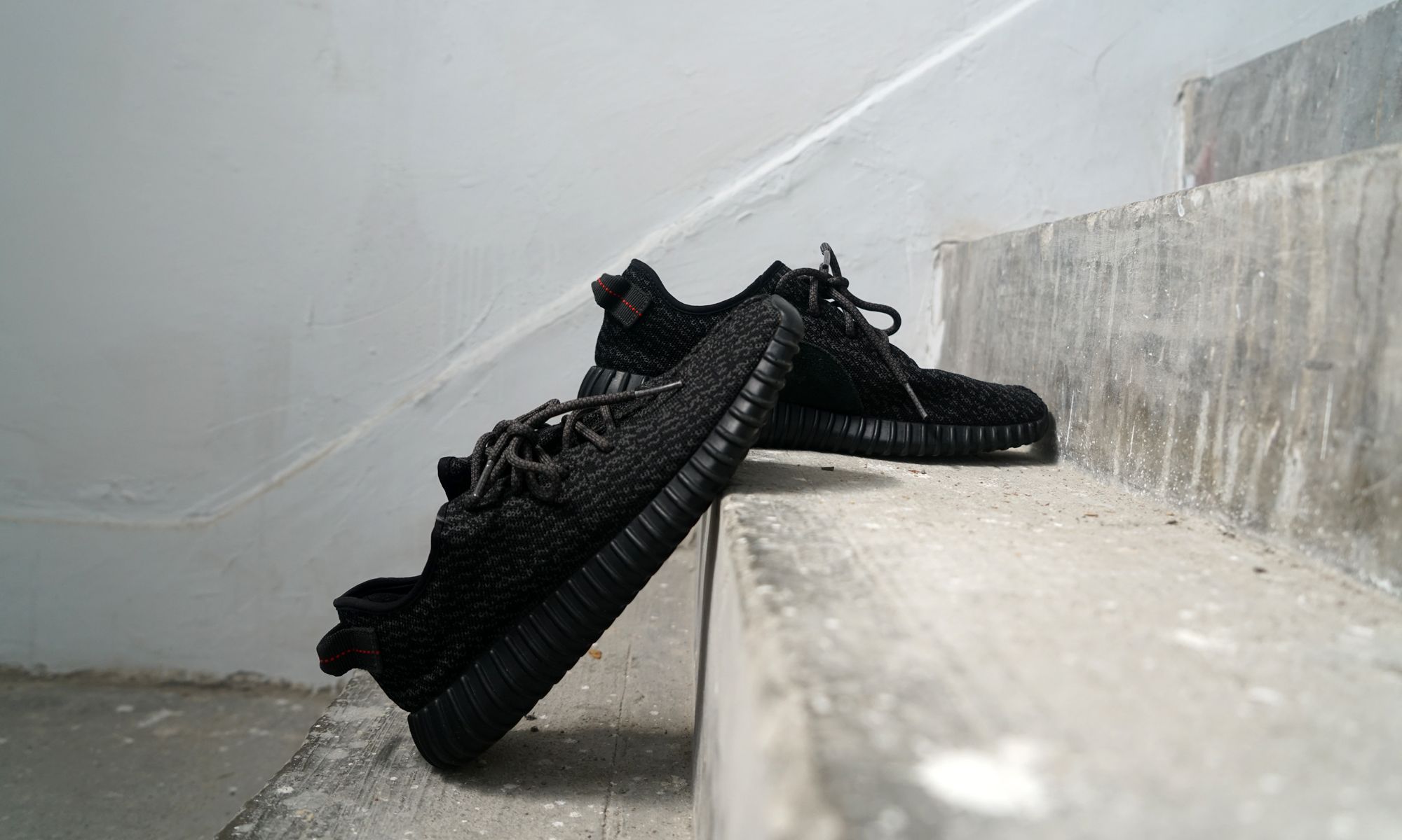 adidas Yeezy Boost 350 V2