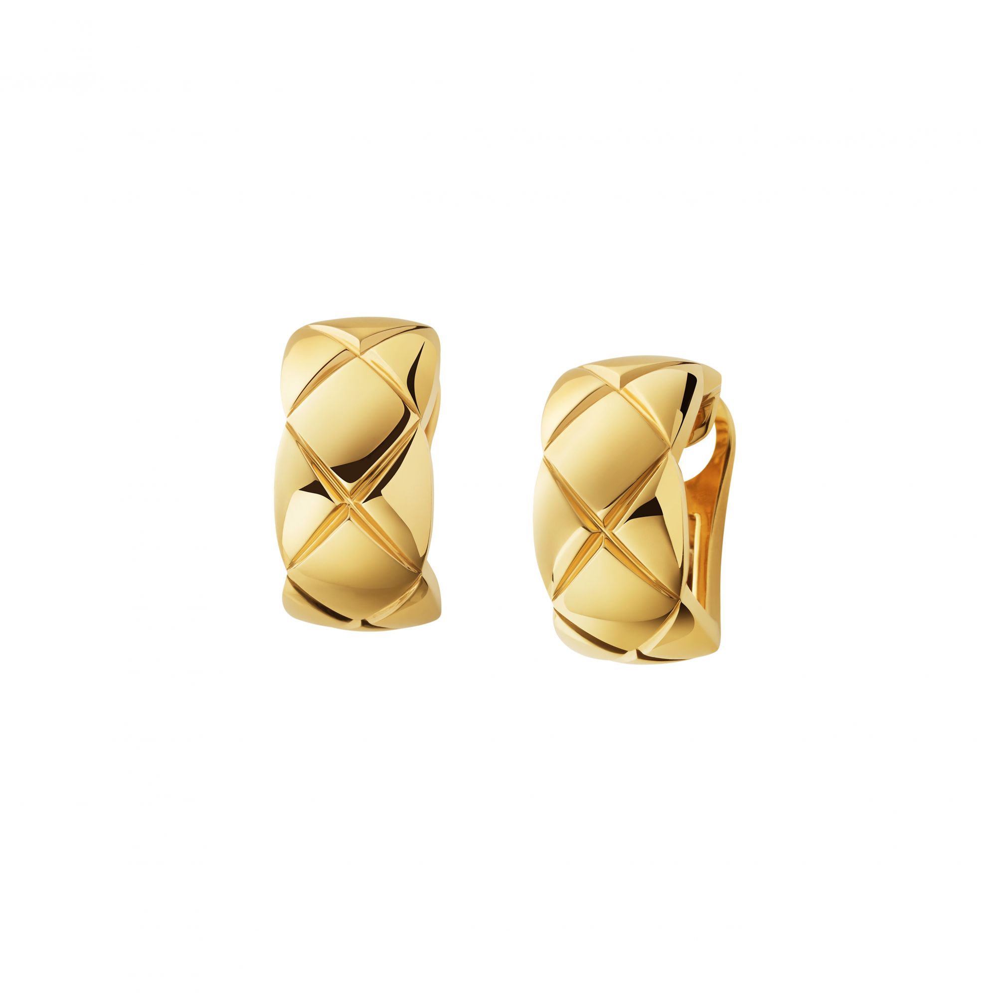 Coco Crush earrings in 18K yellow gold by Chanel
