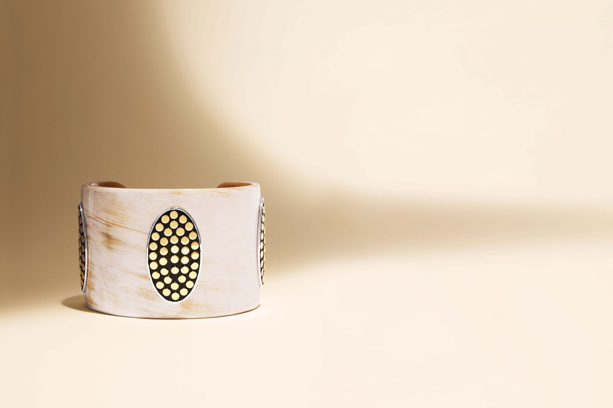 Bangle featuring an ancient Palu hand-hammering technique by John Hardy.