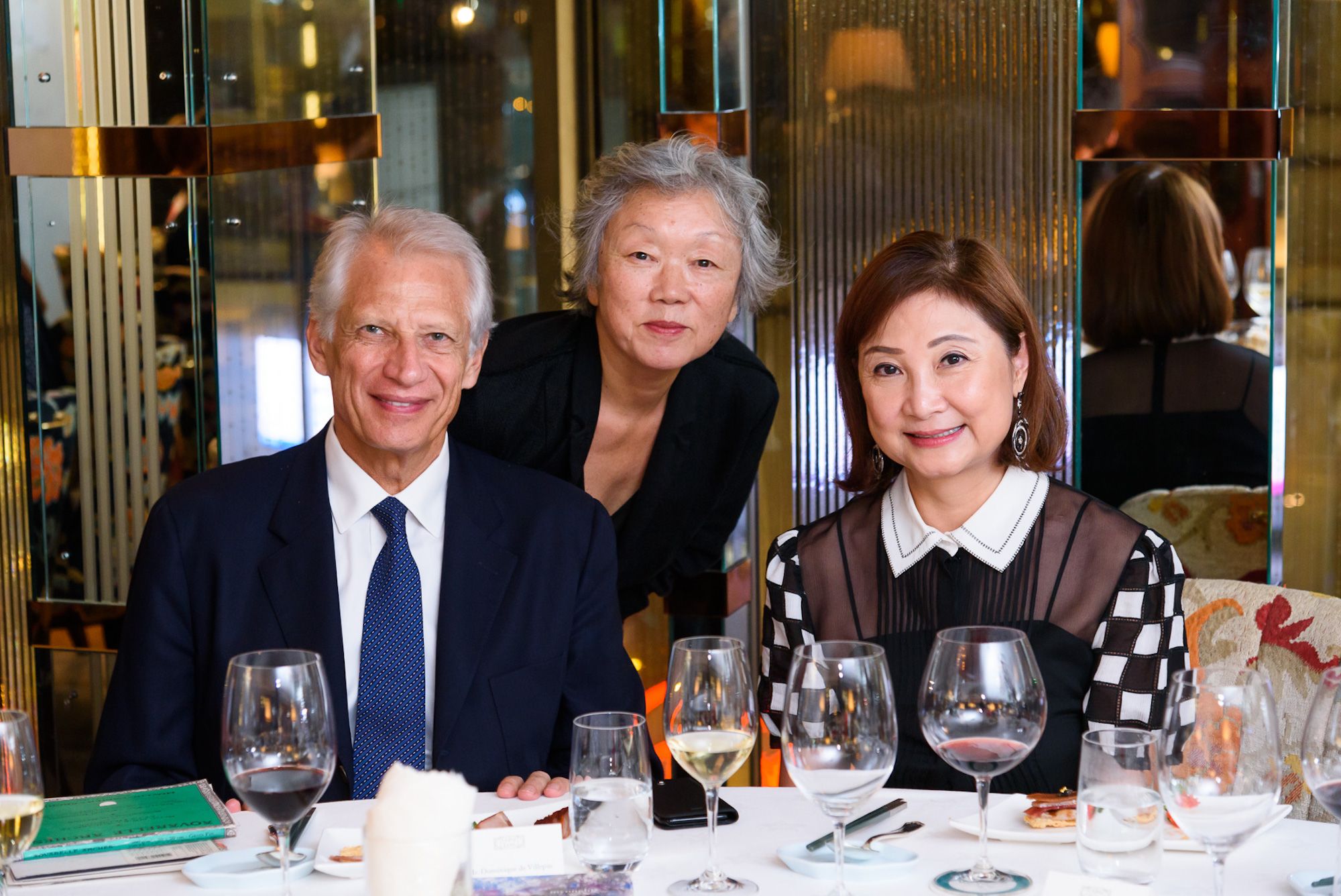Dominique de Villepin, Myonghi, Catherine Kwai