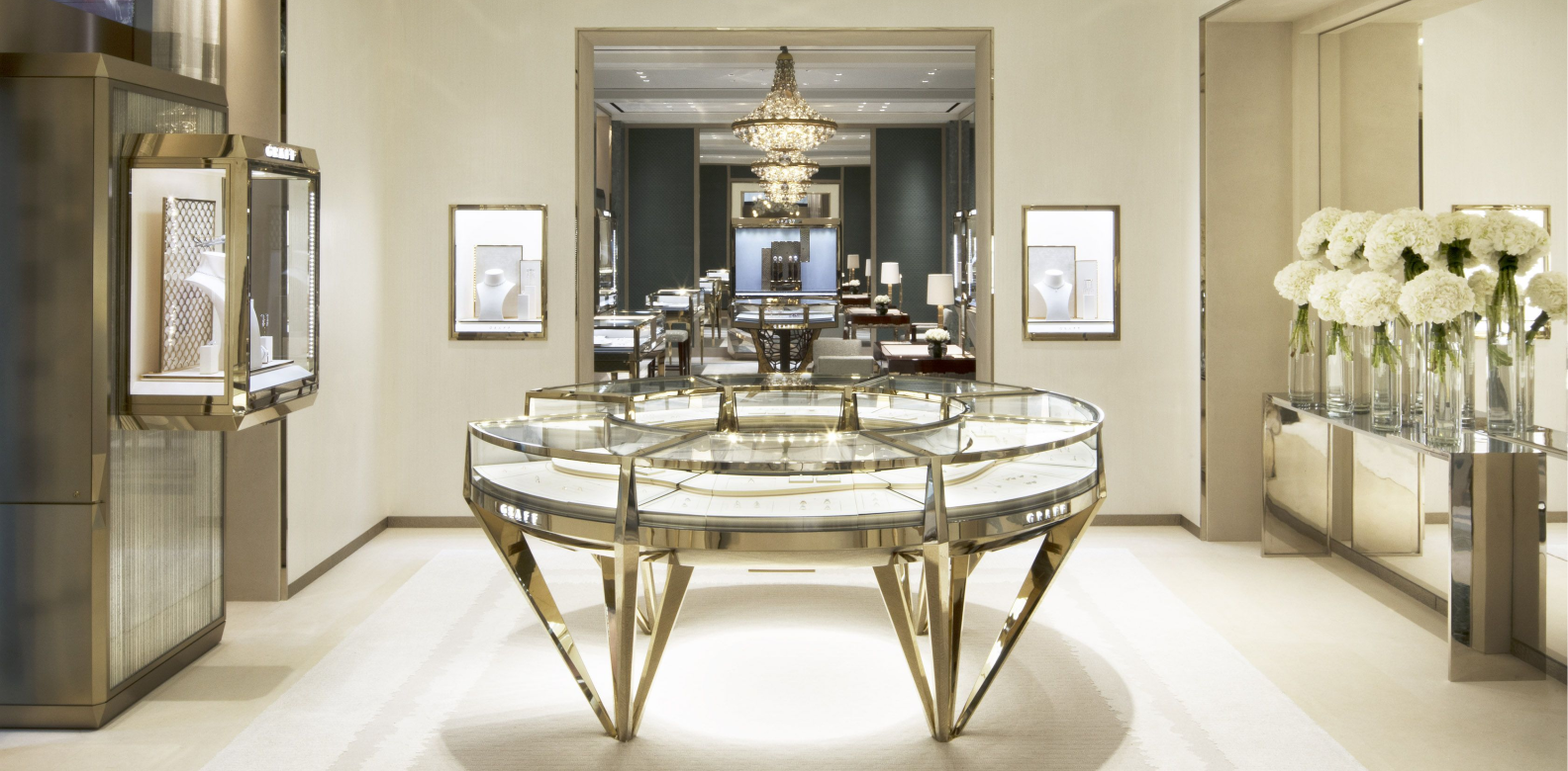 Graff Dazzles With Its New Flagship