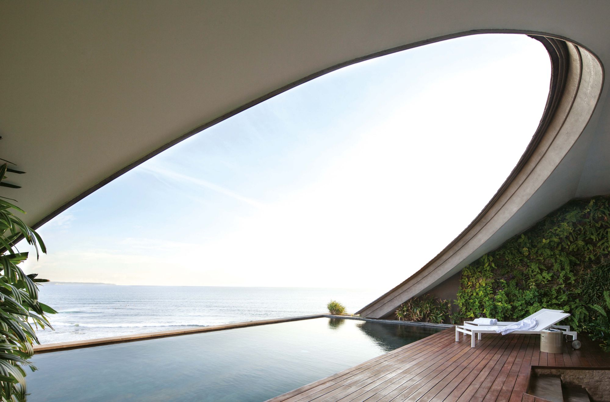 Elite Retreats: 5 Luxury Adventures To Book This Summer