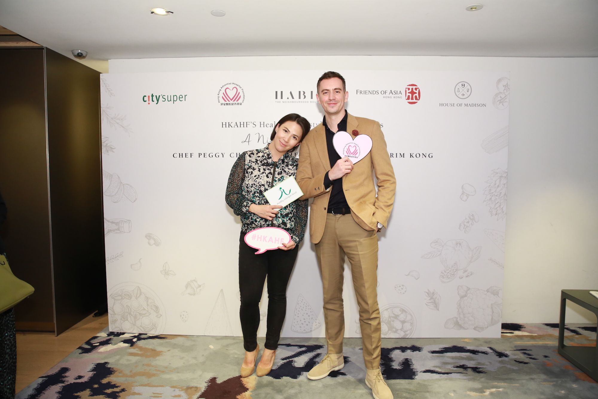 Victoria Tang-Owen, Christopher Owen
