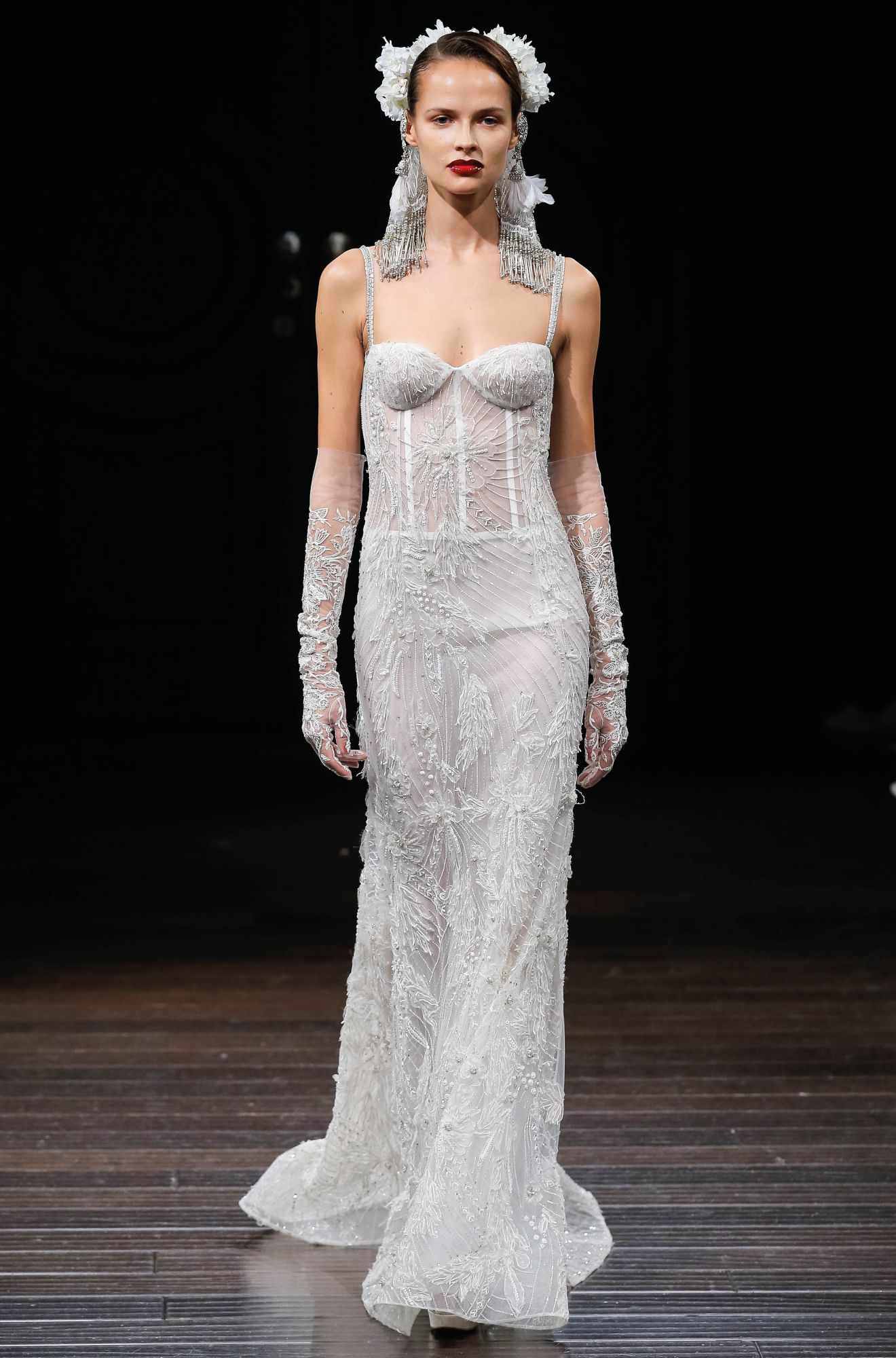 Glam Romance: Naeem Khan Bridal Spring/Summer 2018