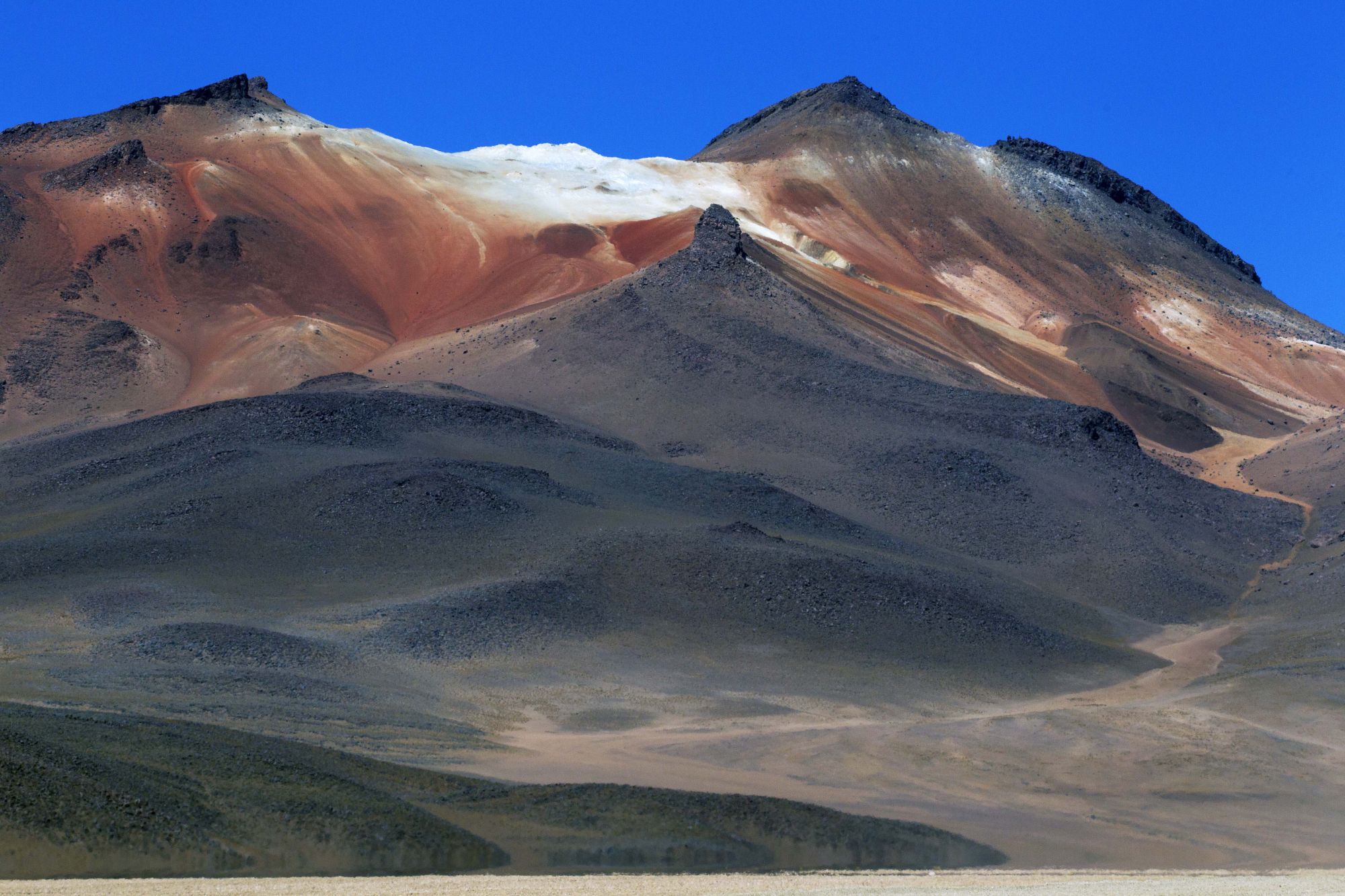 10 Reasons To Visit Bolivia's Stunning Salt Flats