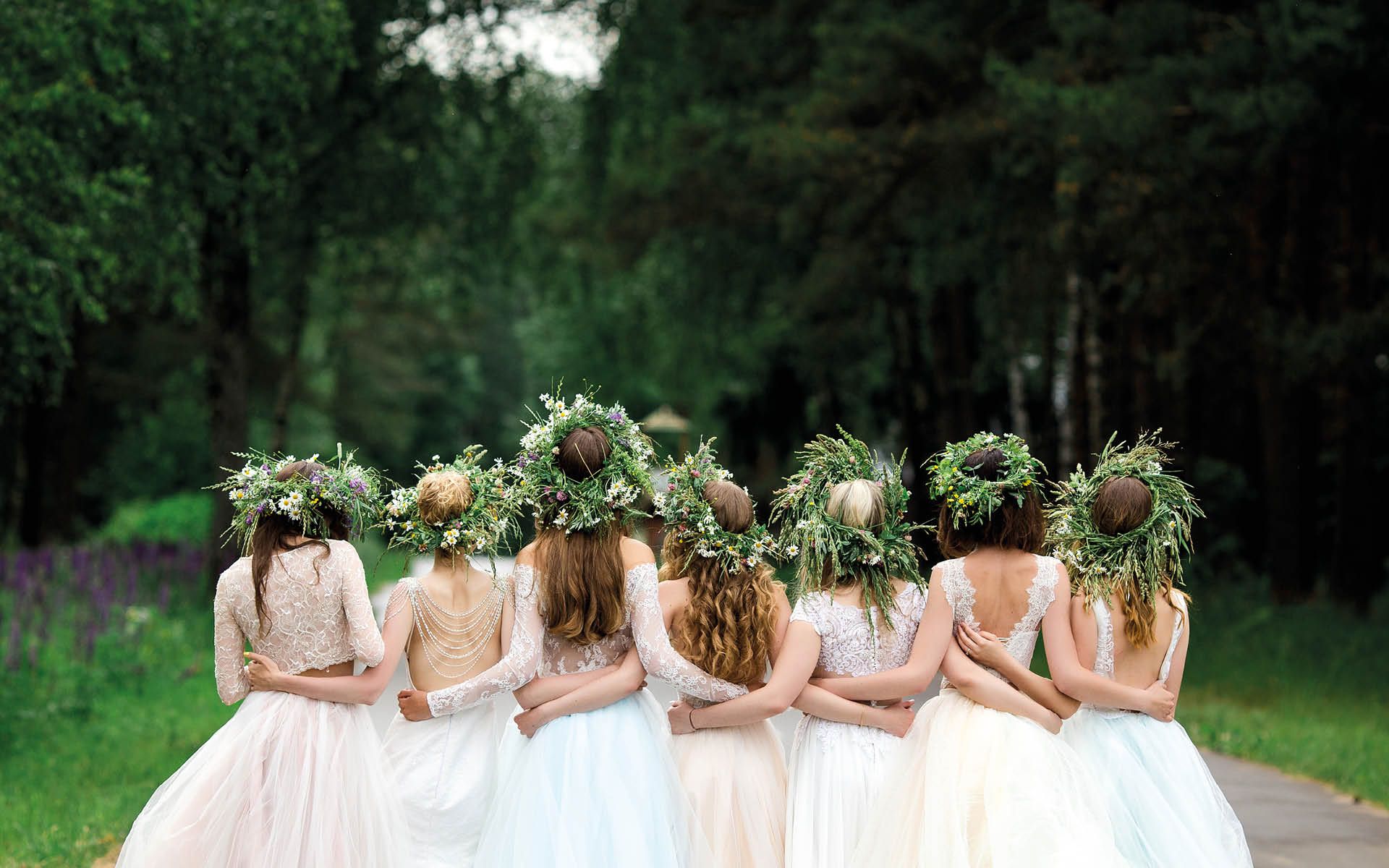 10 Bridesmaid Gift Ideas To Spoil Your Squad