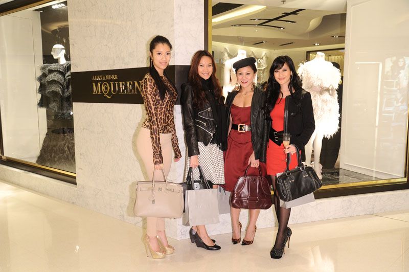 Vivien Liang, Tisha Law, Charlotte Chen and Elaine Lee