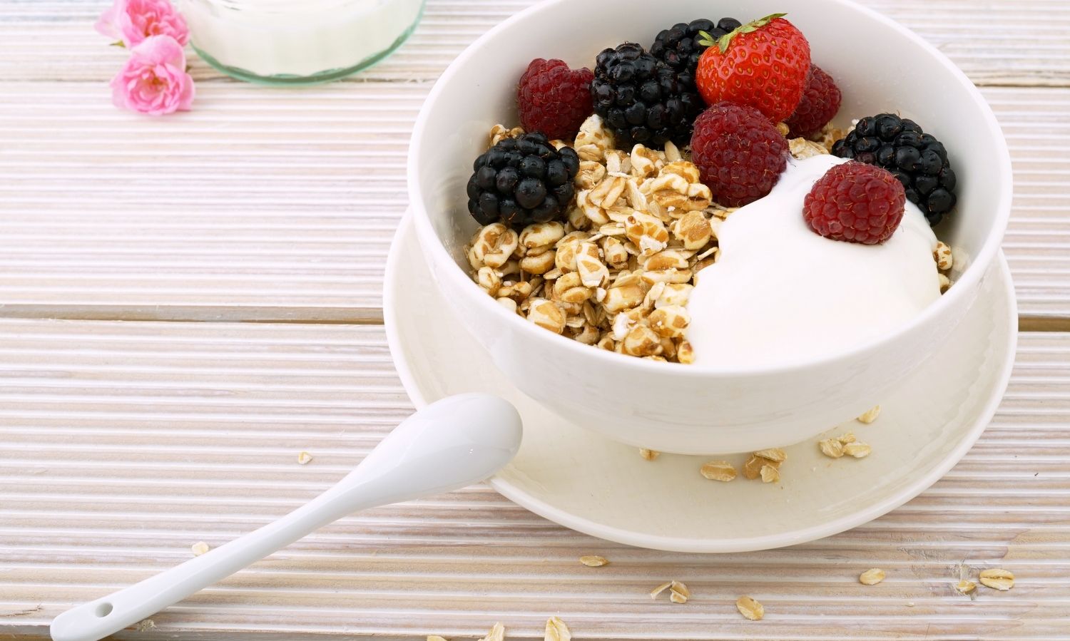 5 Flat-Belly Foods To Eat This Summer