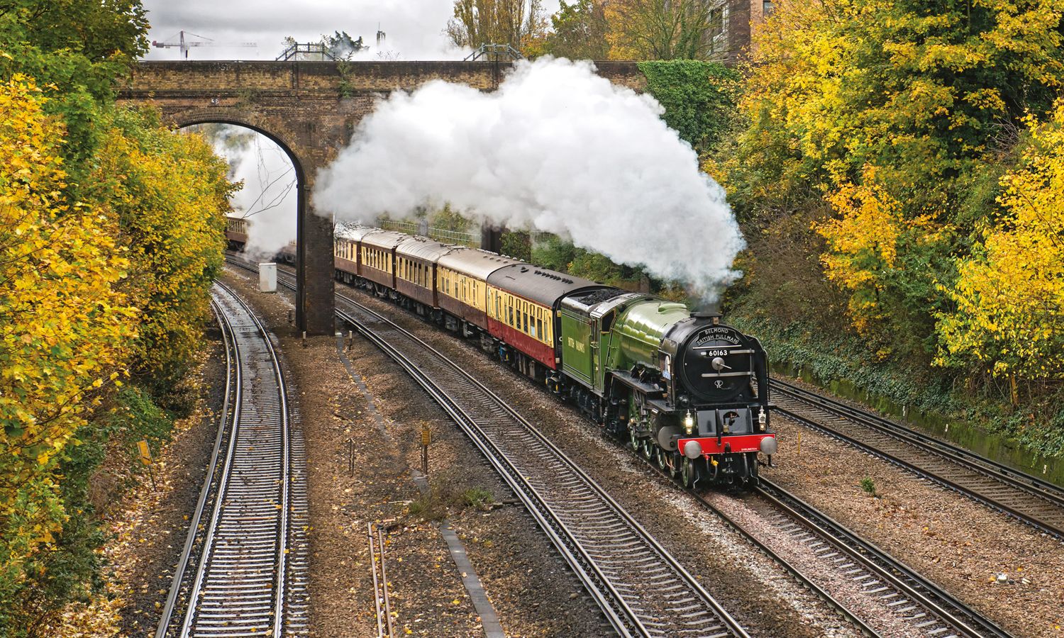 5 Luxury Trains To Discover The World
