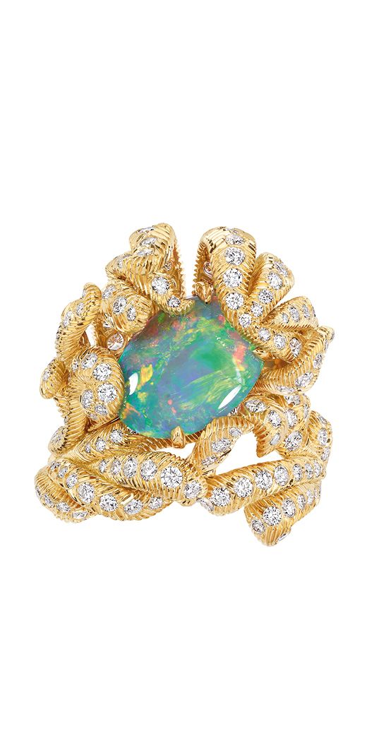 Dior Dior et d’Opales Petit Panache ring set with diamonds and a black opal