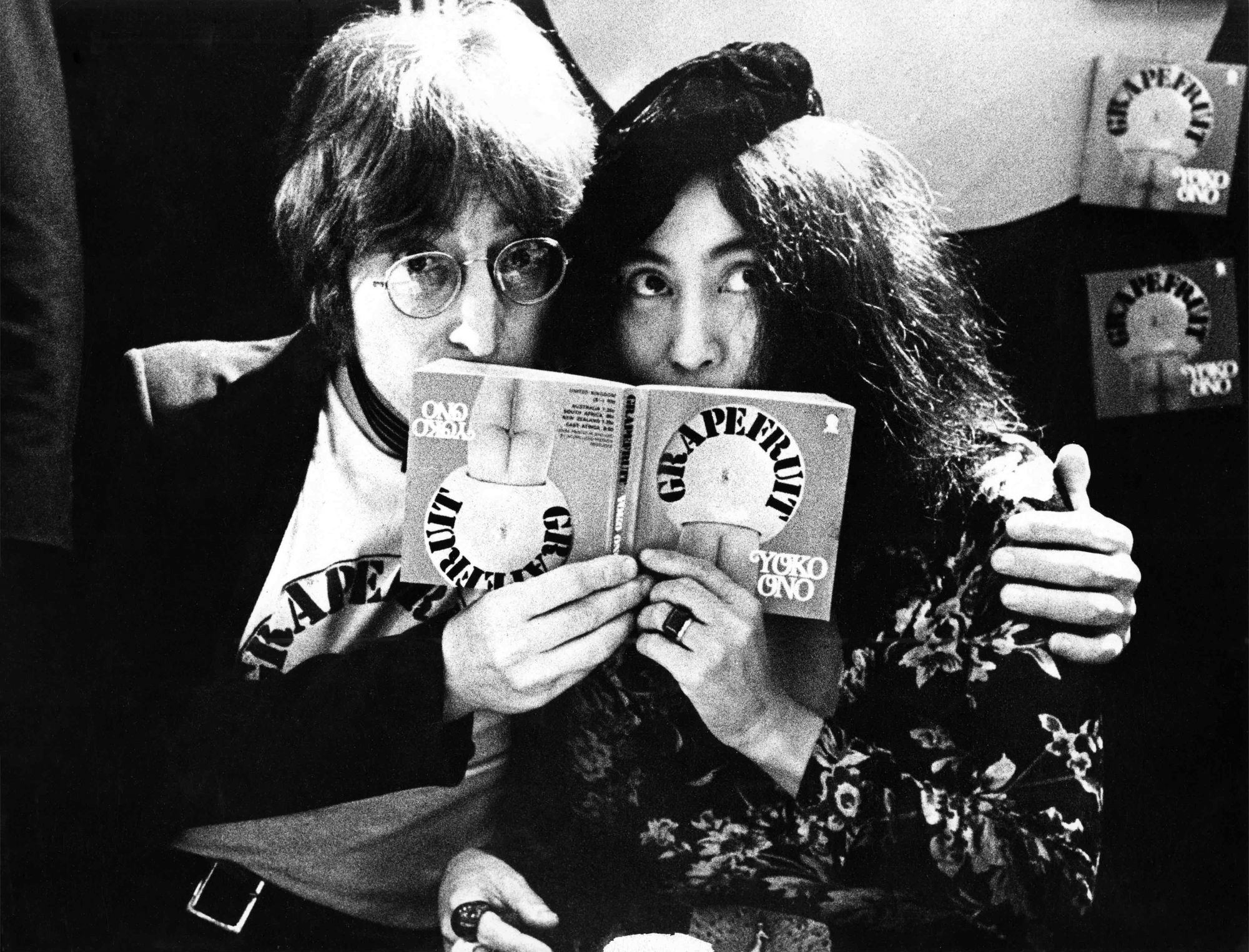 Gijsbert Hanekroot, John Lennon and Yoko Ono (1971). (Courtesy of Blue Lotus Gallery)