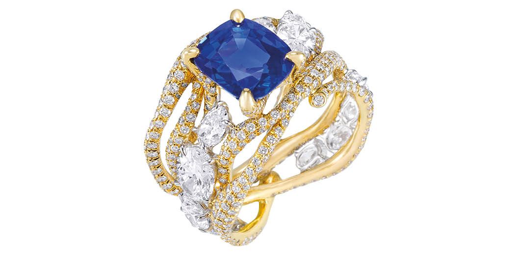 Cindy Chao architectural ring in white and yellow gold set with a Kashmir sapphire and diamonds (Photo: Courtesy of Cindy Chao)