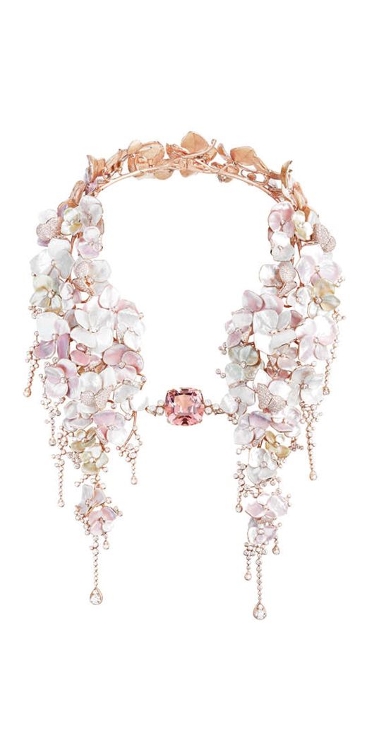 Boucheron Nuage de Fleurs necklace in pink gold set with a 42.96-carat cushion-cut pink tourmaline, mother-of-pearl and pavé diamonds