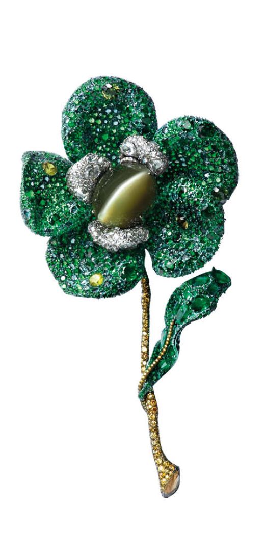 Cindy Chao Greenovia brooch set with emeralds, diamonds, demantoids, tsavorites, alexandrites, green sapphires and a 105.37-carat cat’s eye chrysoberyl
