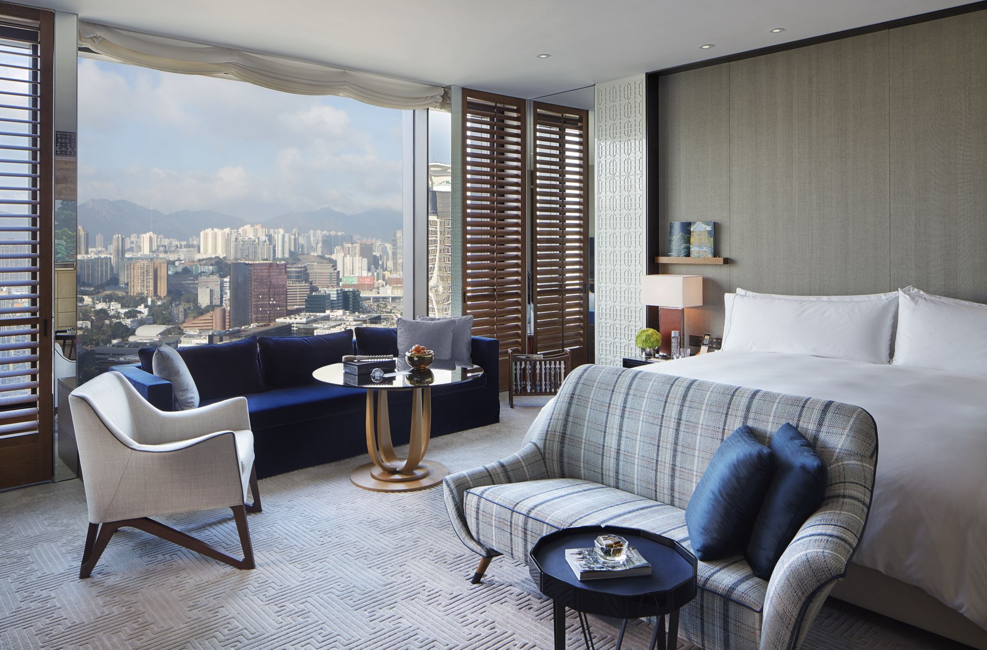 A room at the Rosewood Hong Kong facing Kowloon Peak (Photo: Courtesy of Rosewood Hong Kong)