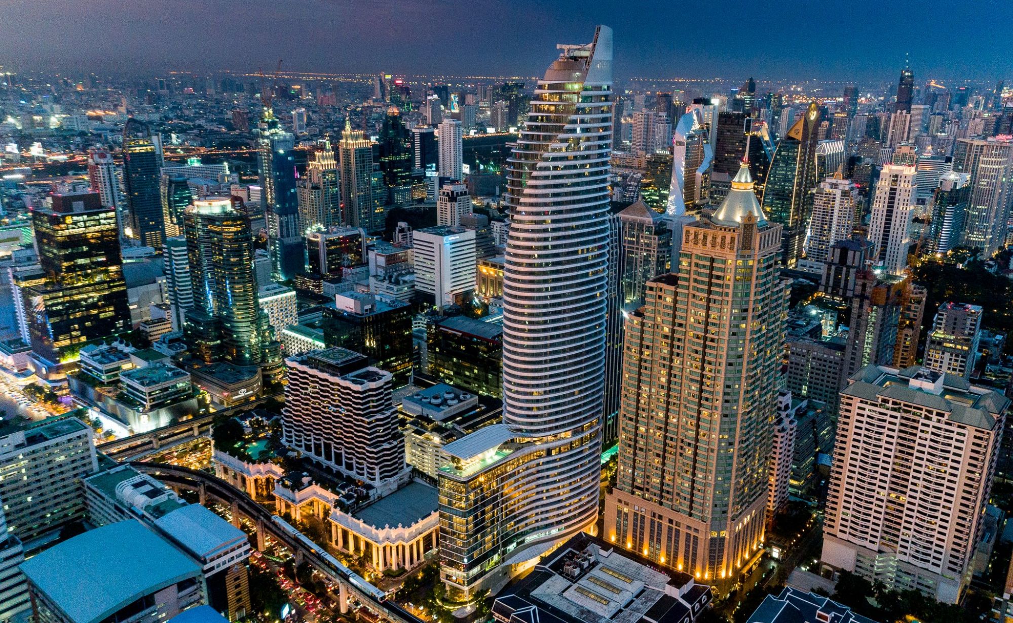 Waldorf Astoria Bangkok: Where New York Glamour Meets Thai Culture