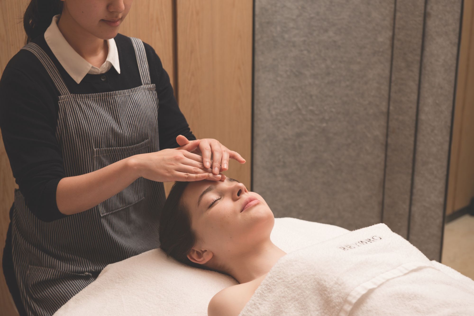 5 Most Luxurious Organic Facials In Hong Kong