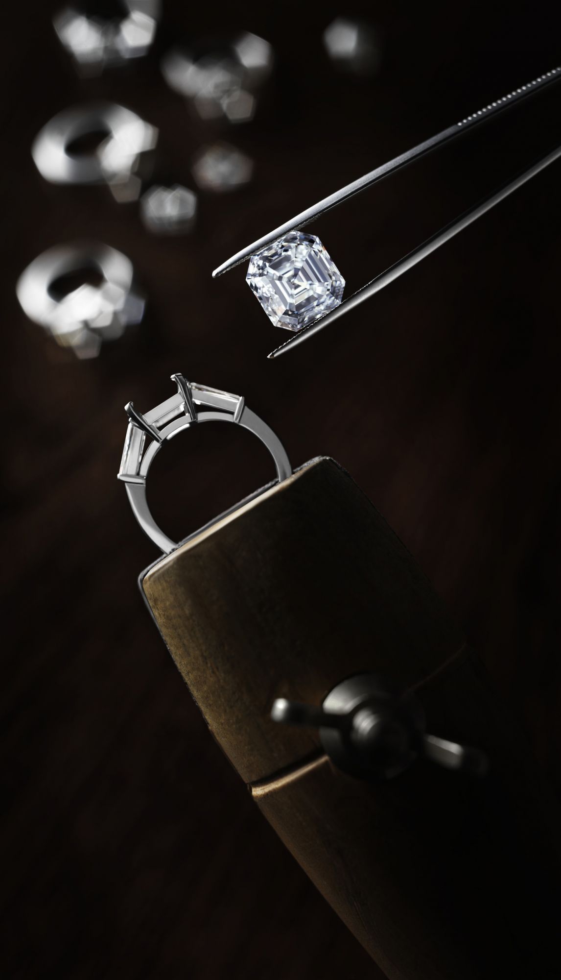 rf3371_debeers_emerald.tif