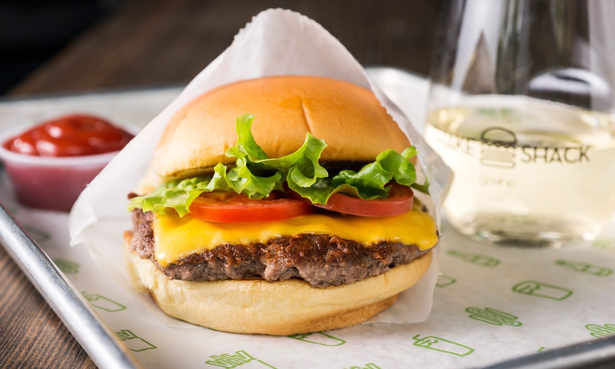 Shake Shack To Collaborate With The Chairman On A Chinese Crossover Burger
