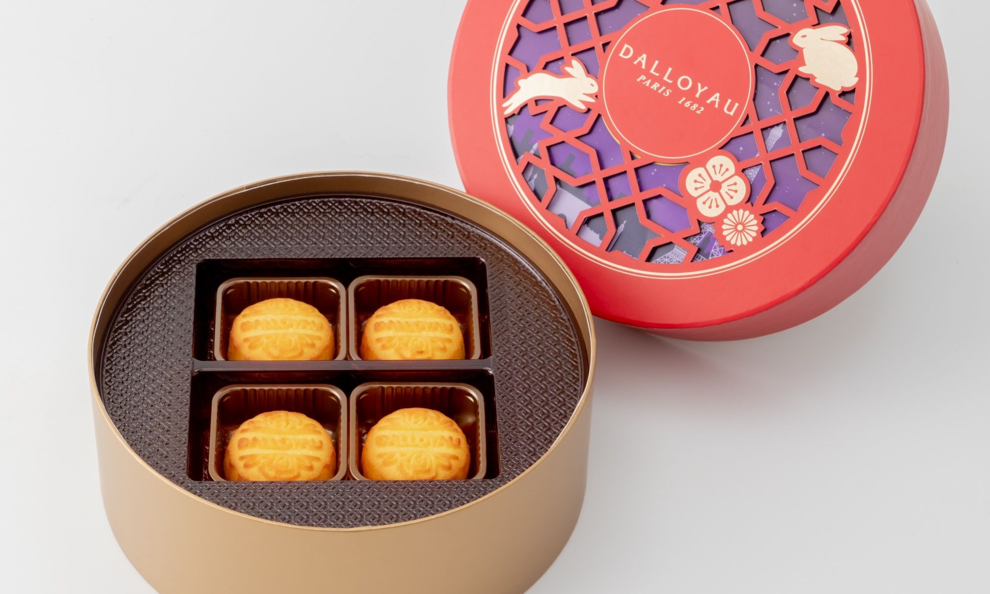 Dalloyau Launches Artisanal Egg Custard Mooncakes