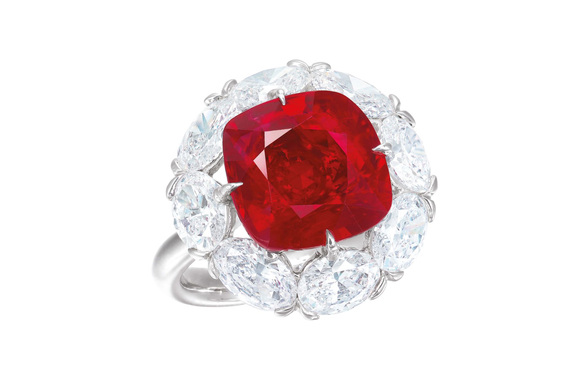 Ring in white gold set with a ruby and diamonds, by Boghossian