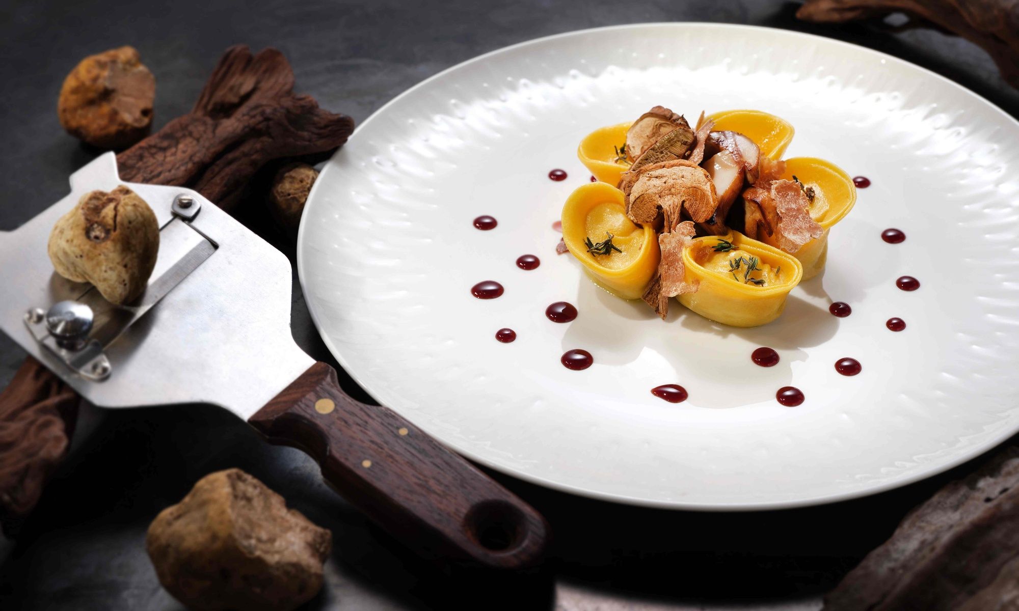 An Opulent Night Of White Truffles At Nicholini’s