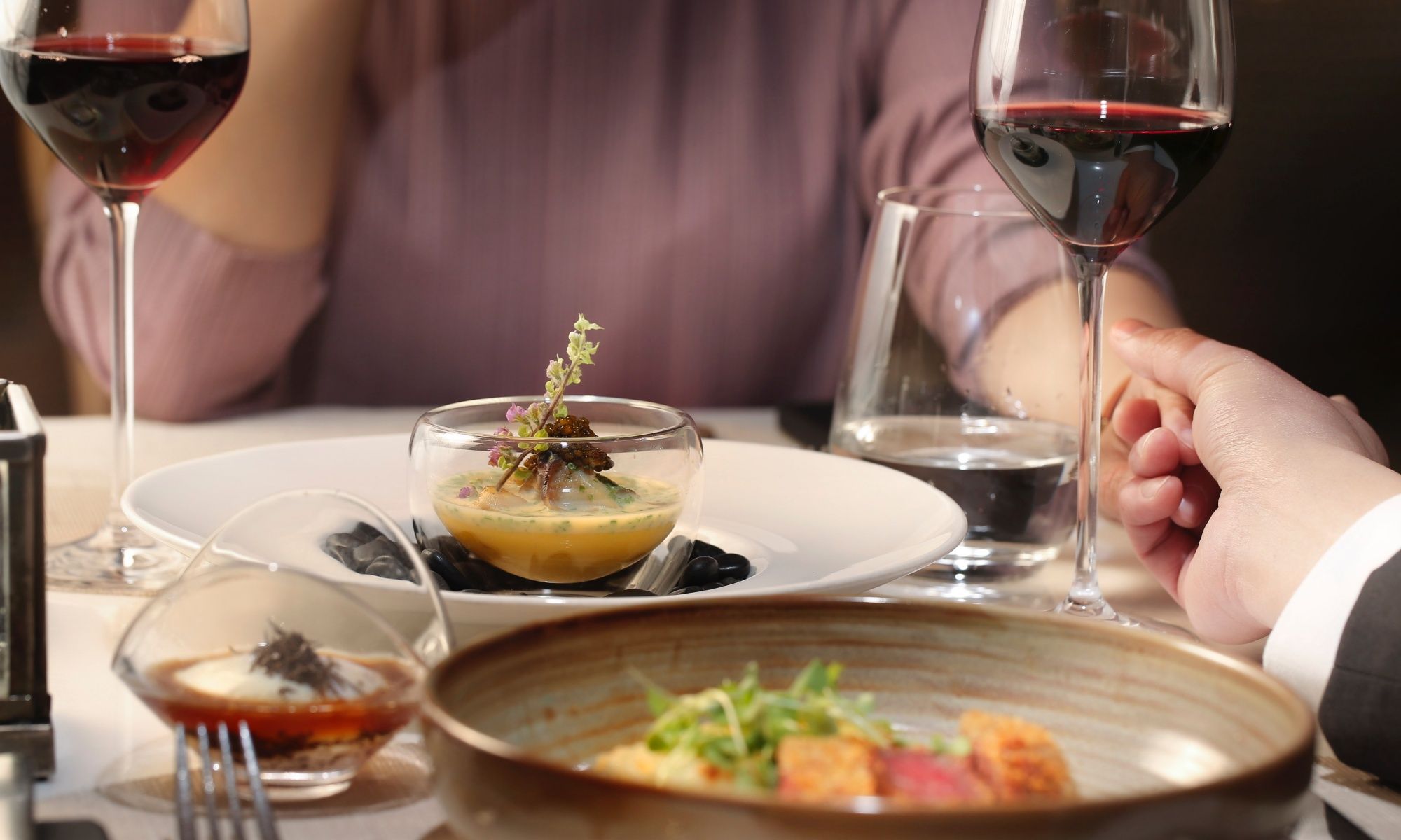 Wan Chai’s Maison Es Presents Six-Course Valentine's Day Tasting Menu