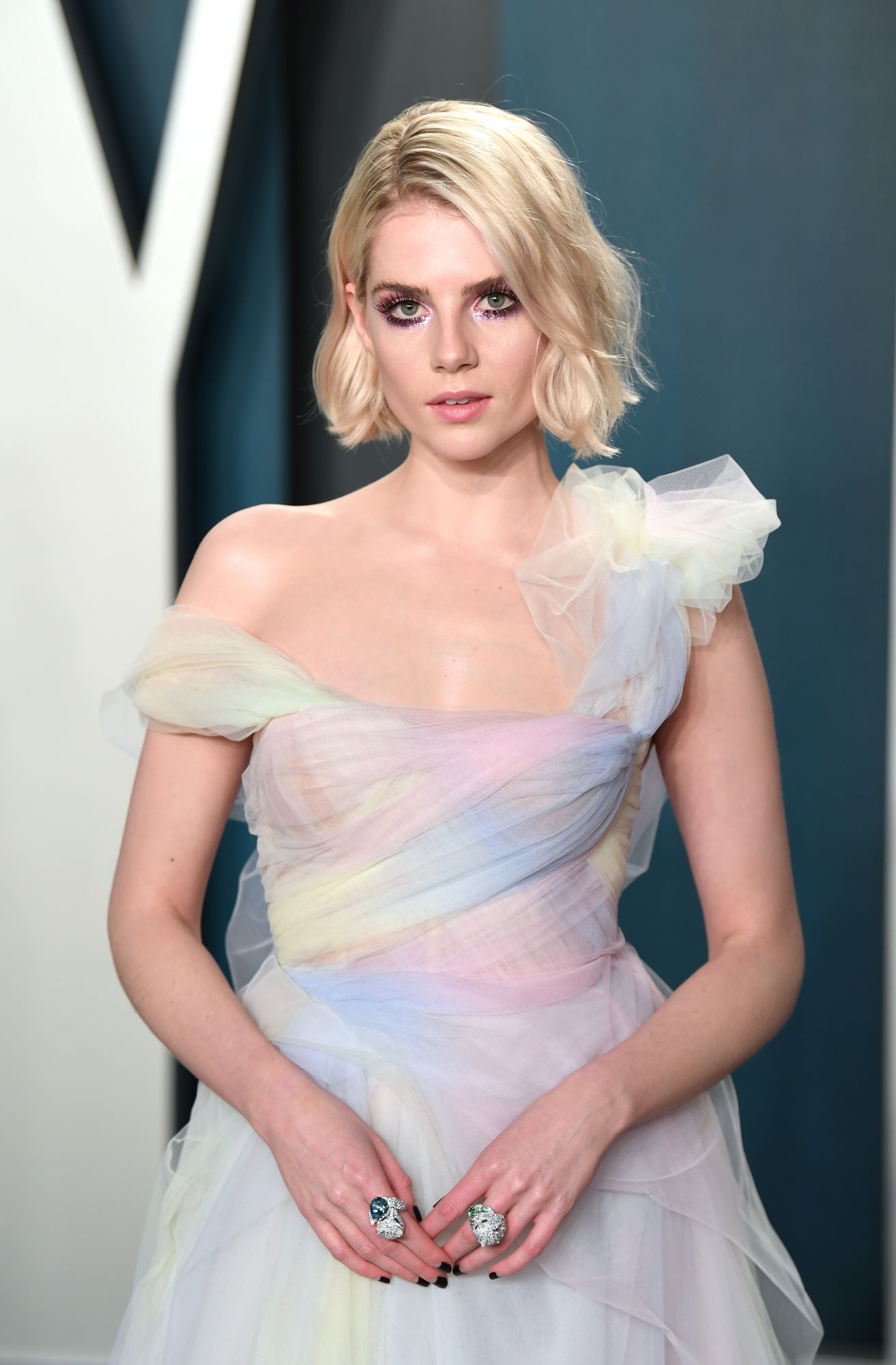 BEVERLY HILLS, CALIFORNIA - FEBRUARY 09: Lucy Boynton arriving for the 2020 Vanity Fair Oscar Party Hosted By Radhika Jones, at the Wallis Annenberg Center for the Performing Arts on February 09, 2020 in Beverly Hills, California. (Photo by Karwai Tang/Getty Images)