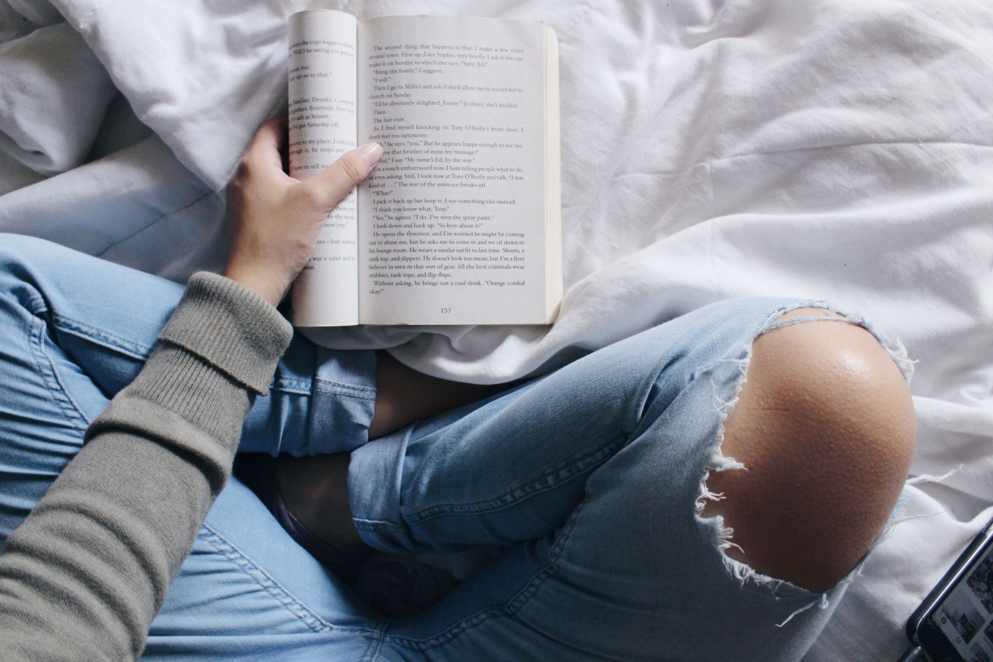World Book Day 2020: Airbnb’s New Literary Experiences Let You Chat With Bestselling Authors