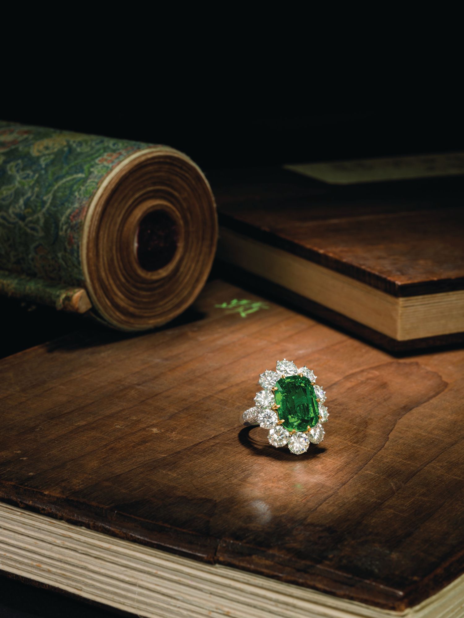 The 10.09-carat emerald ring sold by Bonhams Hong Kong in November 2014 for HK$7.2 million