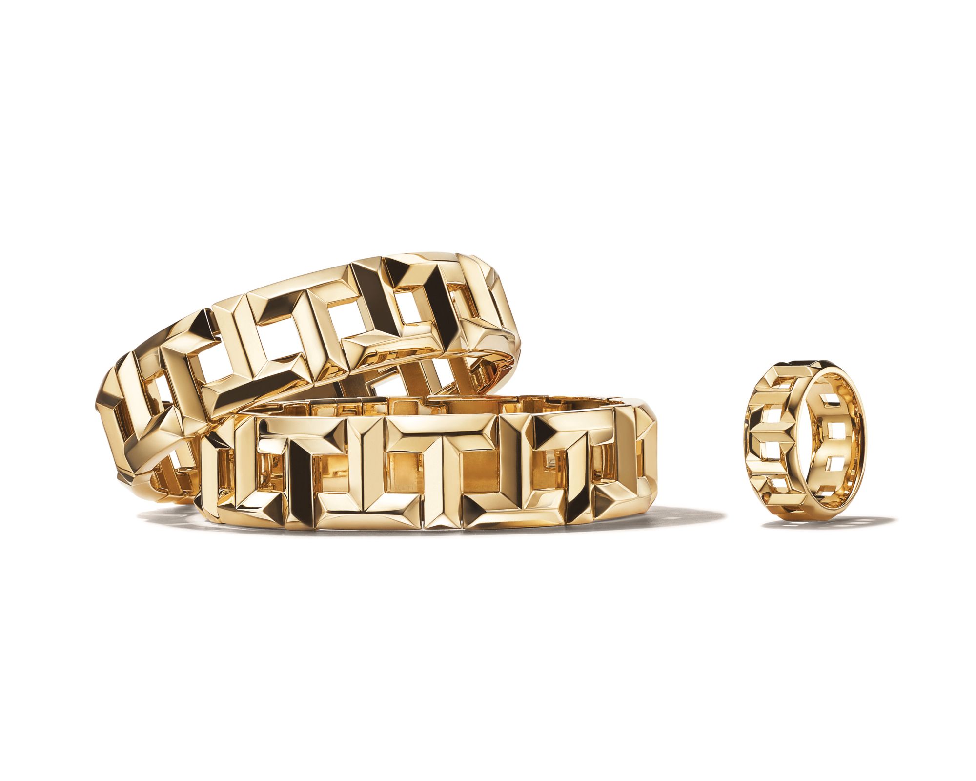 Tiffany & Co Tiffany True Wide ring and bracelets in yellow gold.