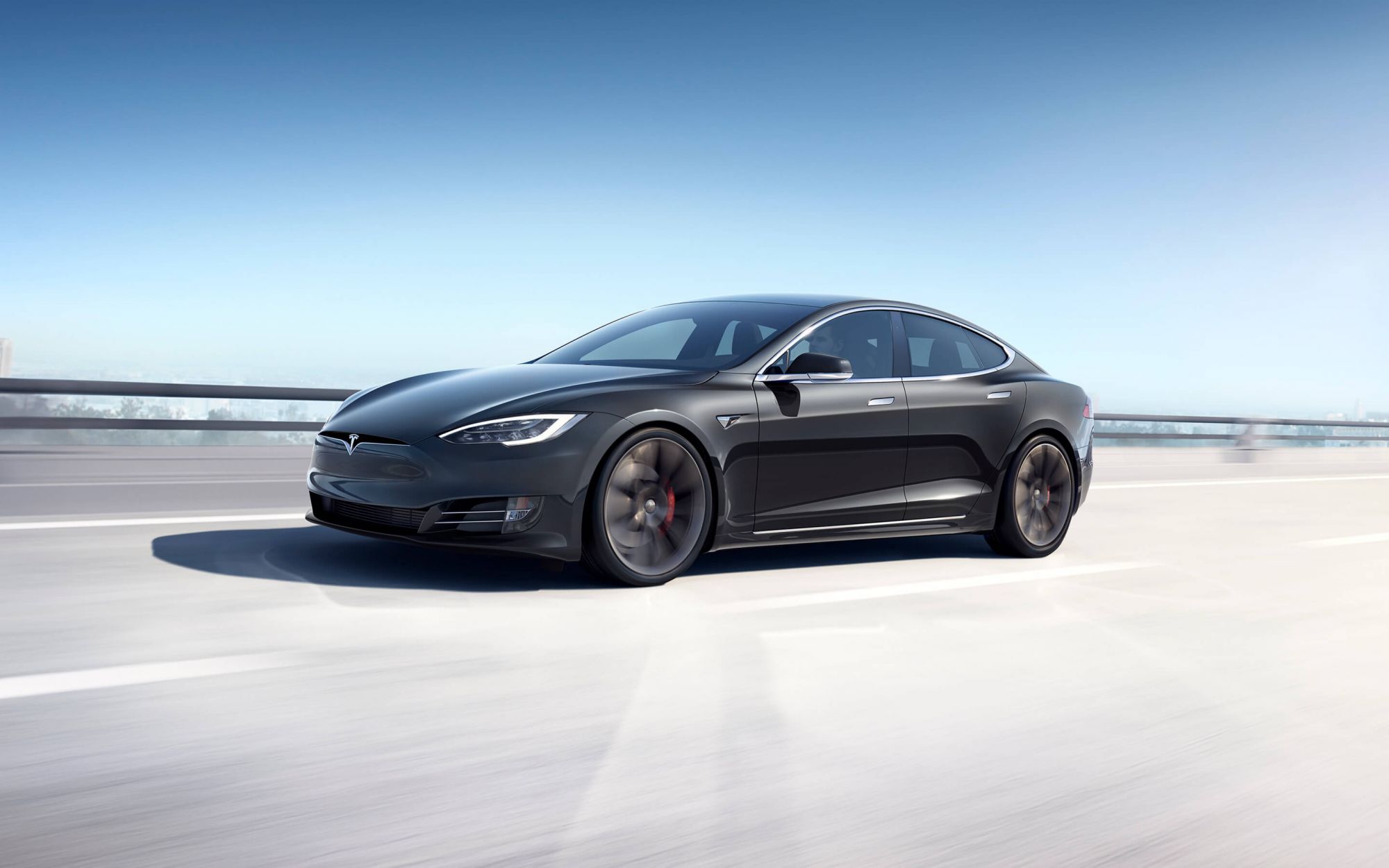 The Tesla Model S Is The First Electric Vehicle With A 647Kilometre