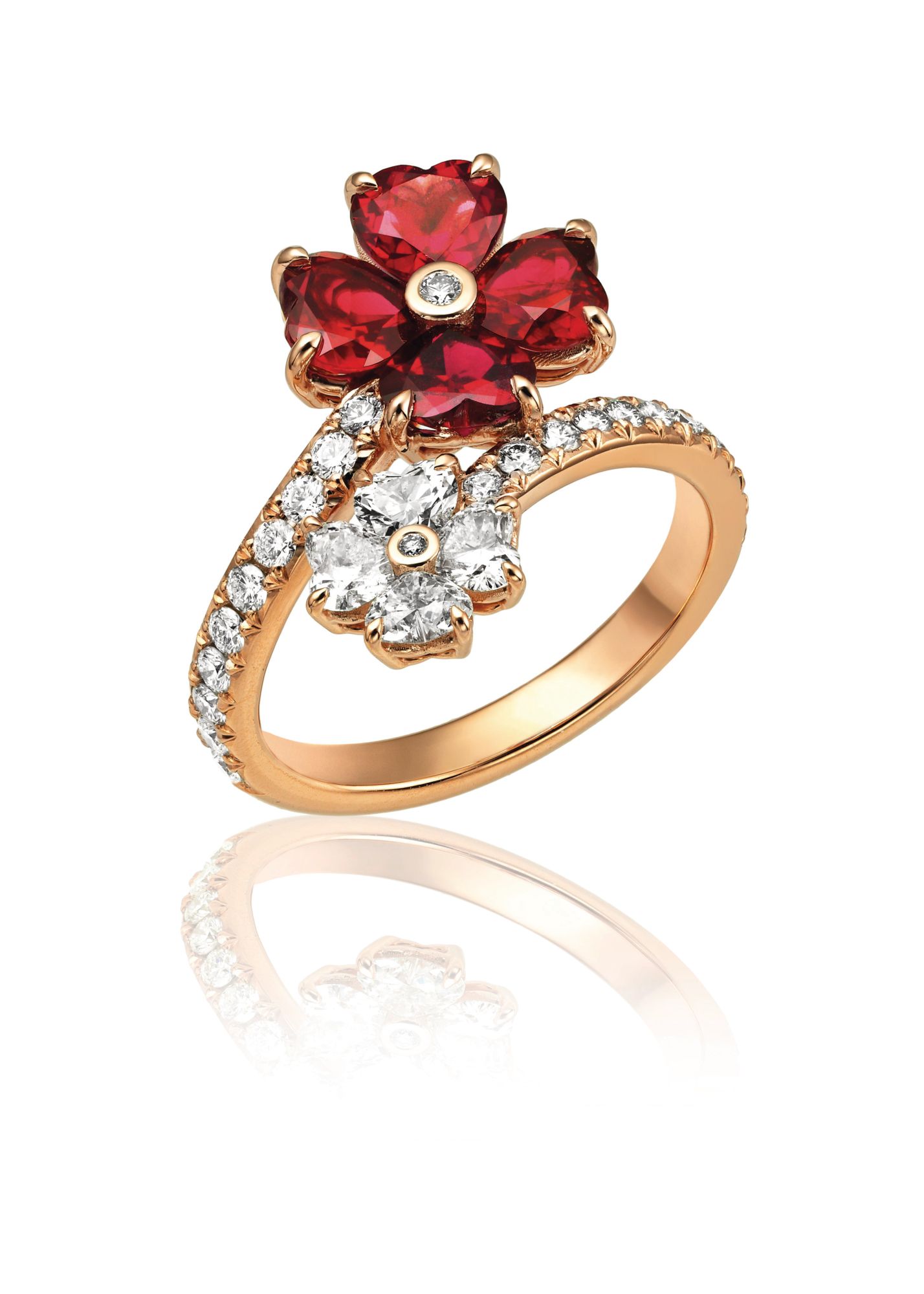 Chopard For You ring in yellow gold set with rubies and diamonds.