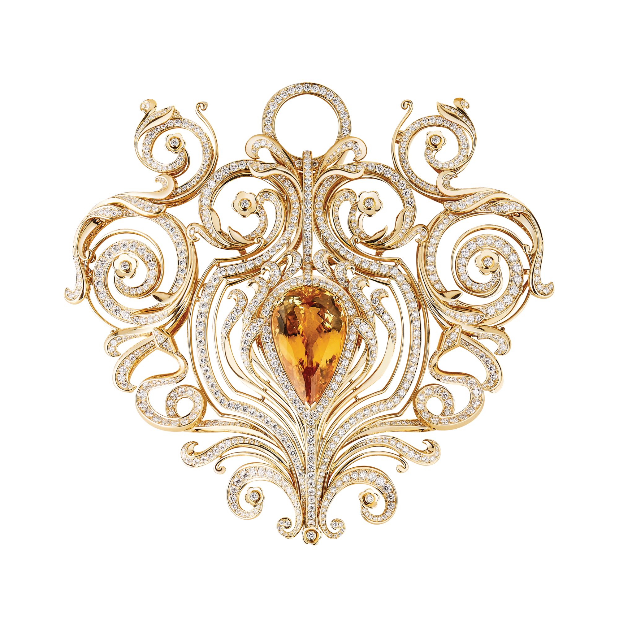 Boucheron Armoiries necklace in yellow gold set with an imperial topaz and diamonds