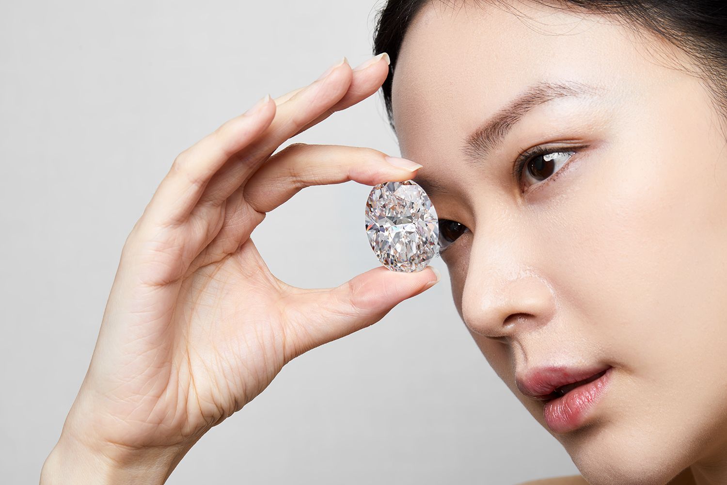 This Diamond Is The First Of Its Kind To Be Auctioned Without Reserve