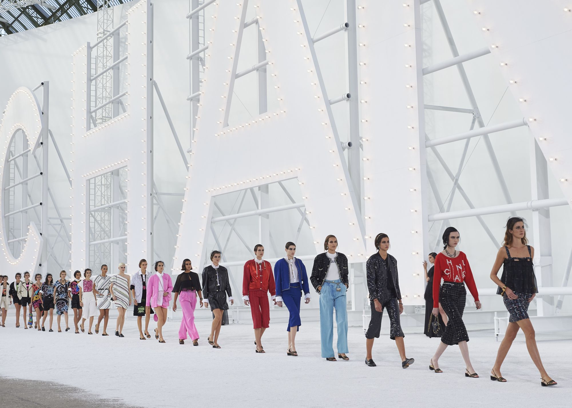 Your Guide To Digital Paris Fashion Week FW21