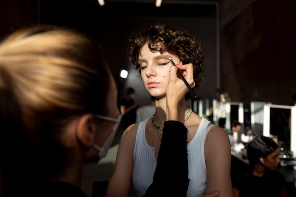 Milan Fashion Week: 4 Inspiring Backstage Makeup Trends to Try This