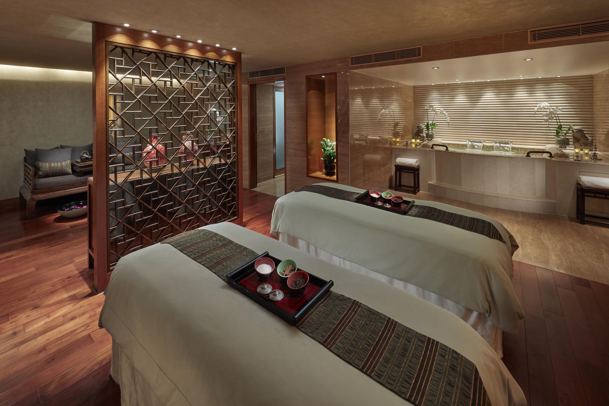Les meilleurs spas d'hôtel de Hong Kong, ainsi que les meilleurs soins de spa à essayer
- Aromathérapie sommeil 9 Mandarin-Oriental-Hong-Kong-Hotel-Spa-The-Mandarin-Kukui-Suite