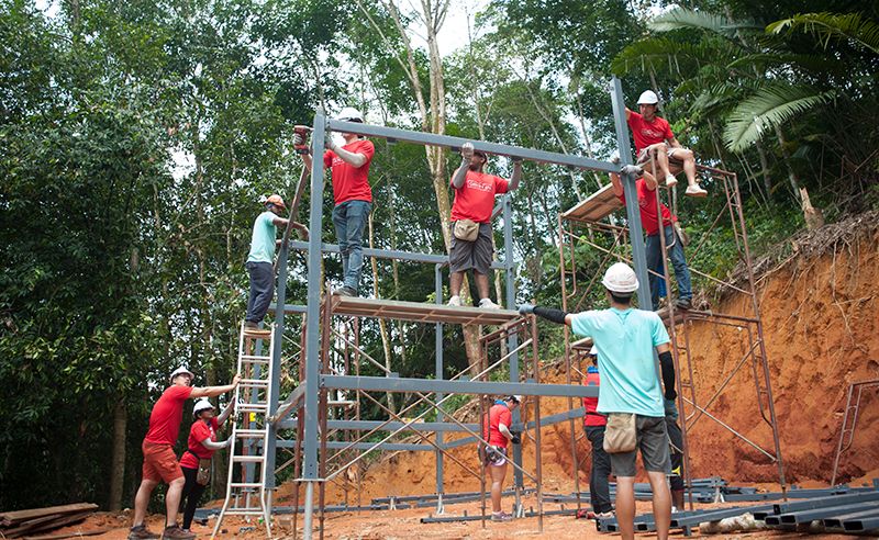 Video: How The Generation T Community Built A Home In 3 Days