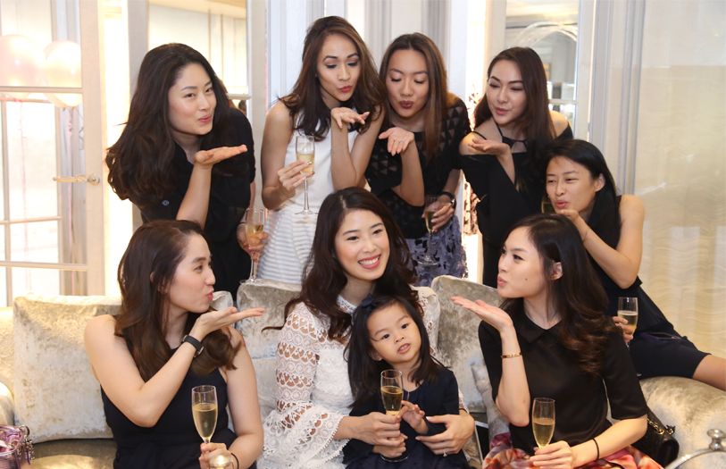 Juvene Goh and her bridesmaids