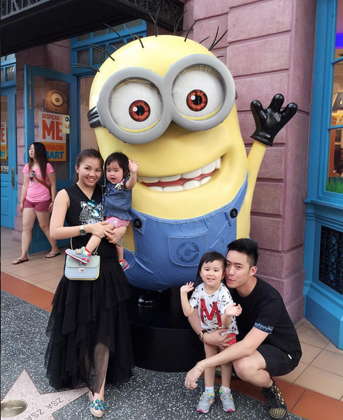 Sally Quah and family were in Universal Studios Singapore and managed a photo with a Minion from Despicable Me. (Photo: @sally_quah)