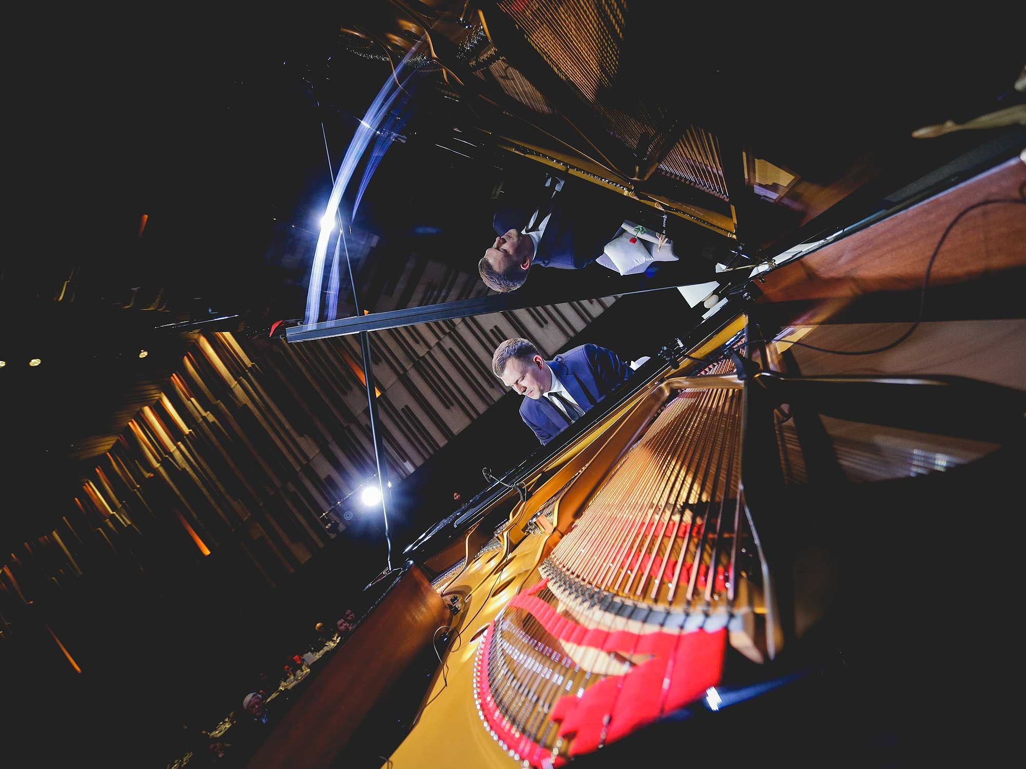 Steinway & Sons Commemorates Its 165th Anniversary With A Premium Piano