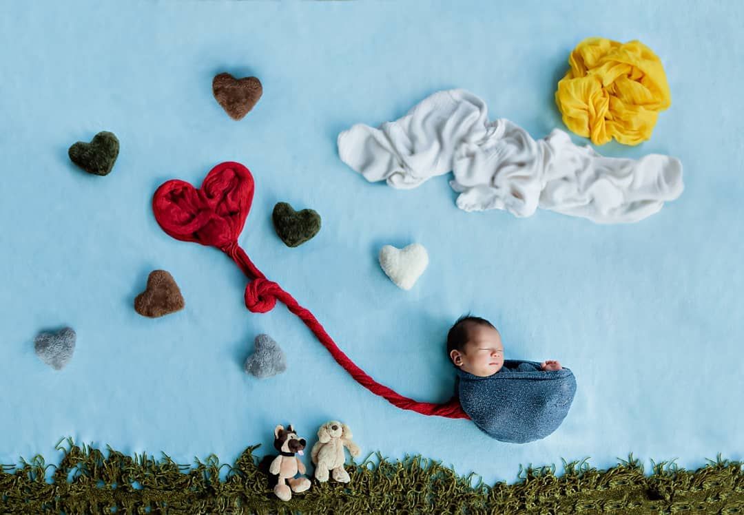 Ai San Lim commemorate Valentine’s Day with the new love of her life, her fourth baby, in a cute art installation. (Photo credit: @aisanlim)