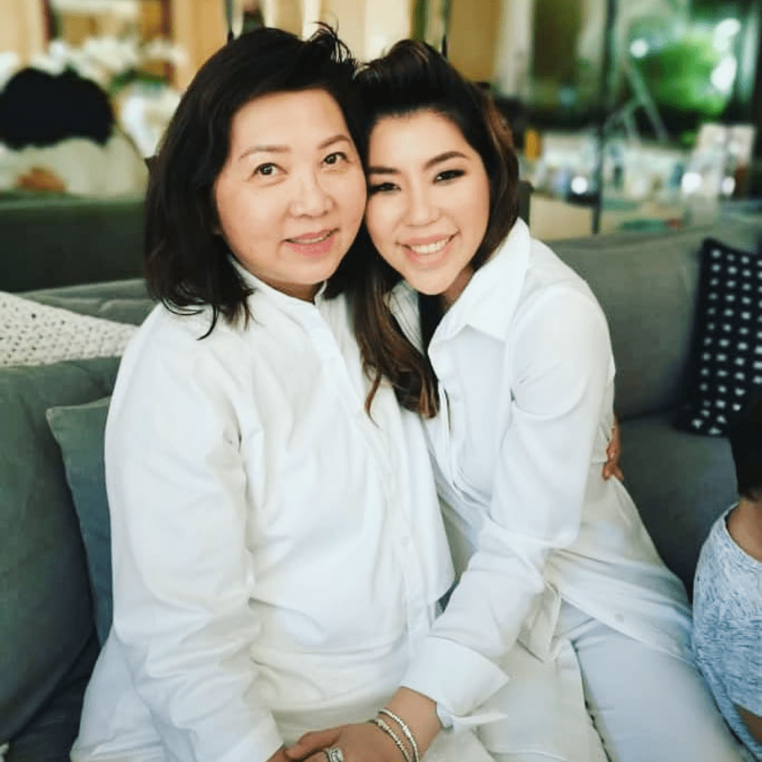 Now we know who inspires Elizabeth Lee-Yong’s positive and cheerful outlook on life; here she is with her beloved mother, Betty. (Photo: @elizabethshenlyn/Instagram)