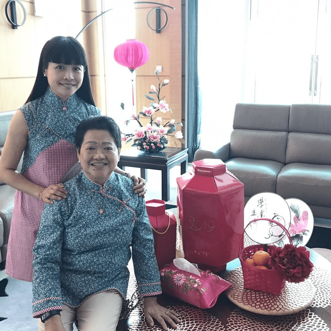 Speaking of matching outfits, trust Celest Thoi to nail this sweet mother-daughter shot with cheerful prints and even cheerier smiles. (Photo: @celestthoi/Instagram)