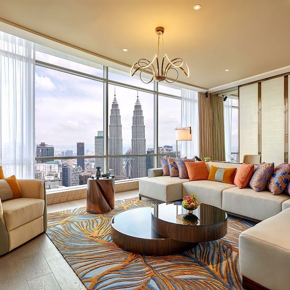 3D2N Stay For 2 At Banyan Tree & Melium Gift Card (RM10,000) For Luxury Shopping At Pavilion KL