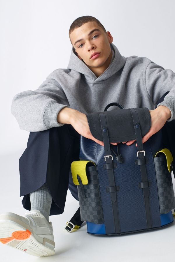 Let the man in your life rock Louis Vuitton's leather goods line that's all about graphics and colours. (Photo credit: Louis Vuitton)