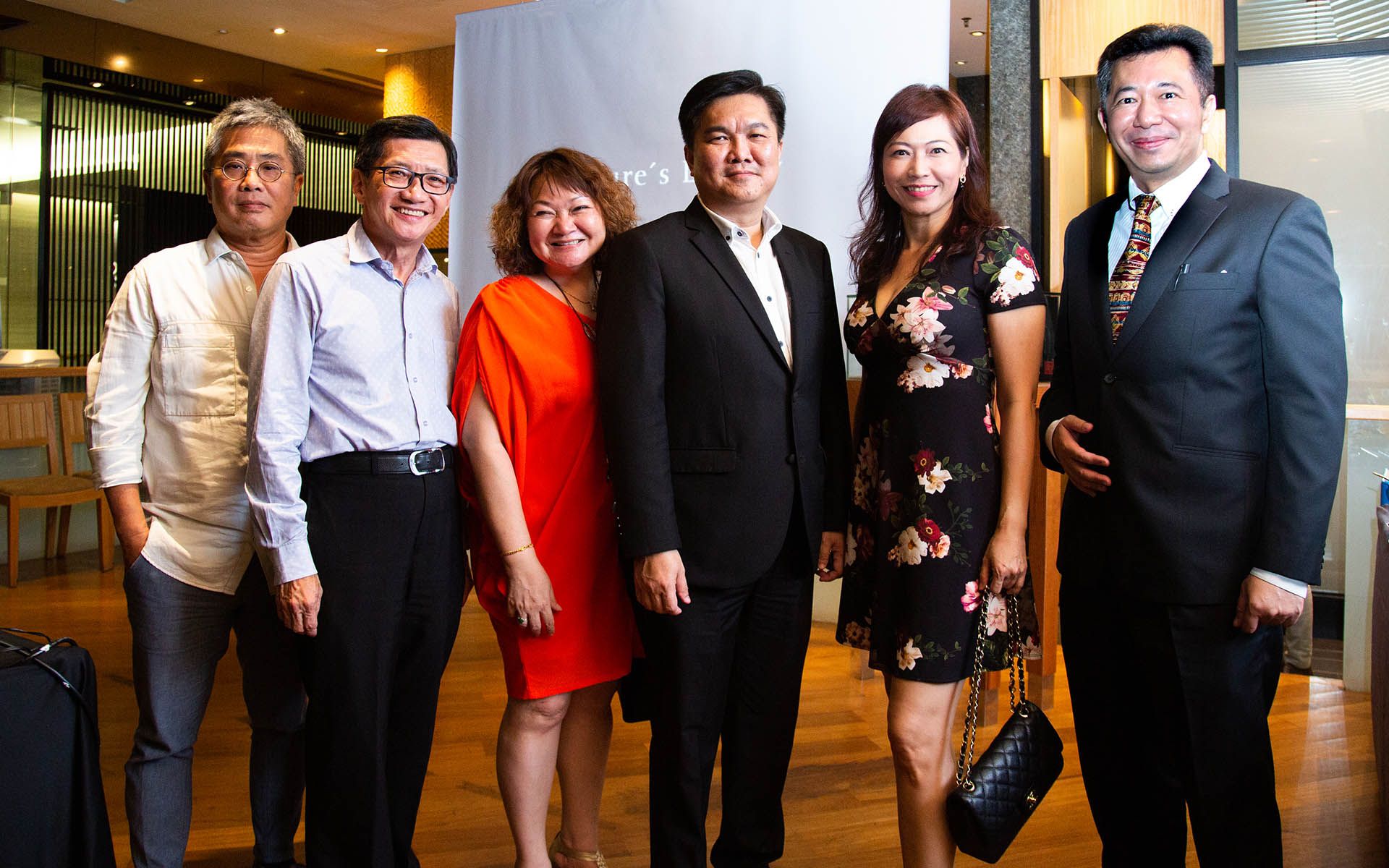 Lim Eng Keong, Wong Loo Min, Chia Hue Eng , Adam Chong Meow Hing, Kathy Khoi and Andrew Woon