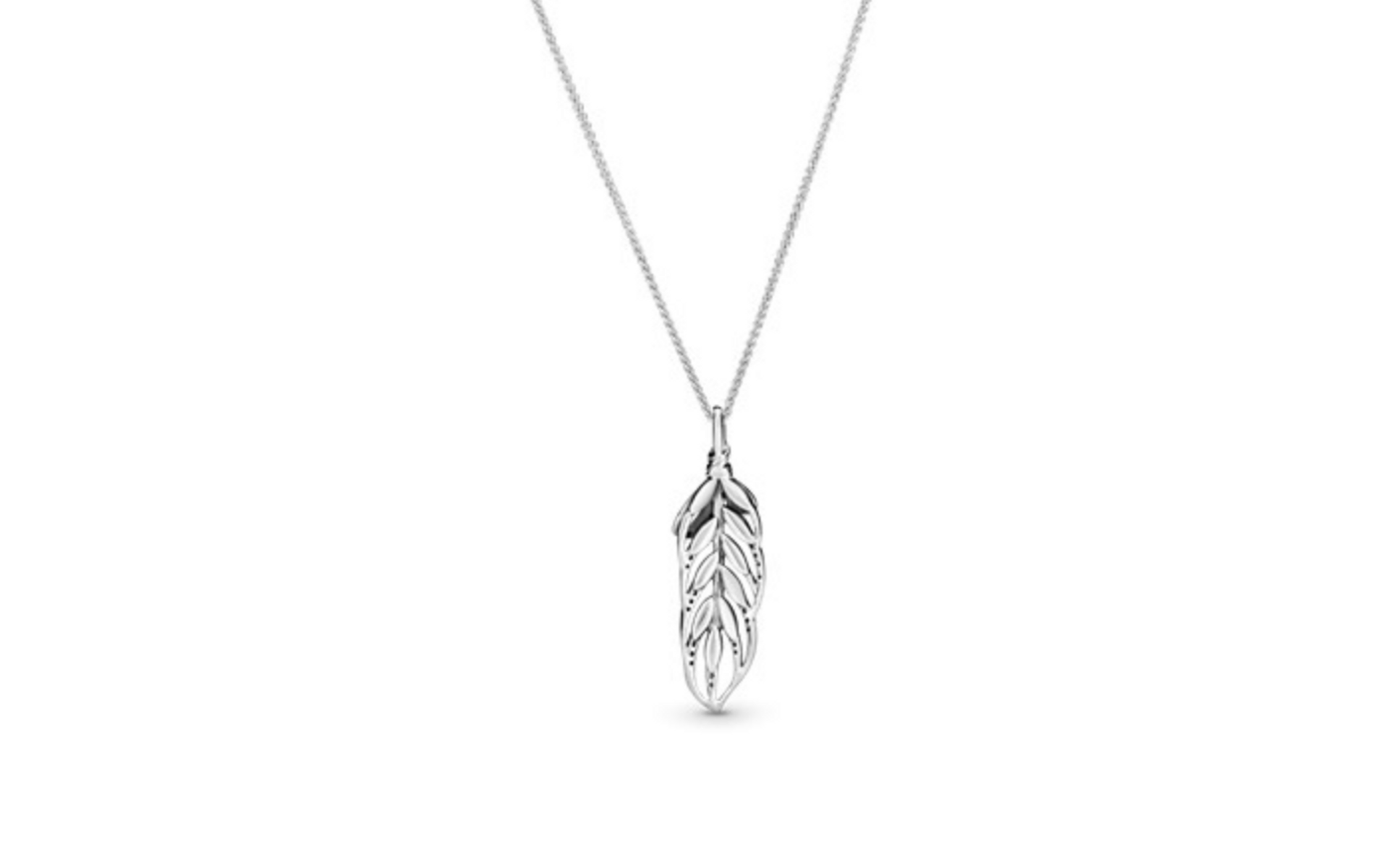 Inspired by an unusual motif for a necklace, the wheat pendant nevertheless adds a quirky statement. Photo courtesy of Pandora